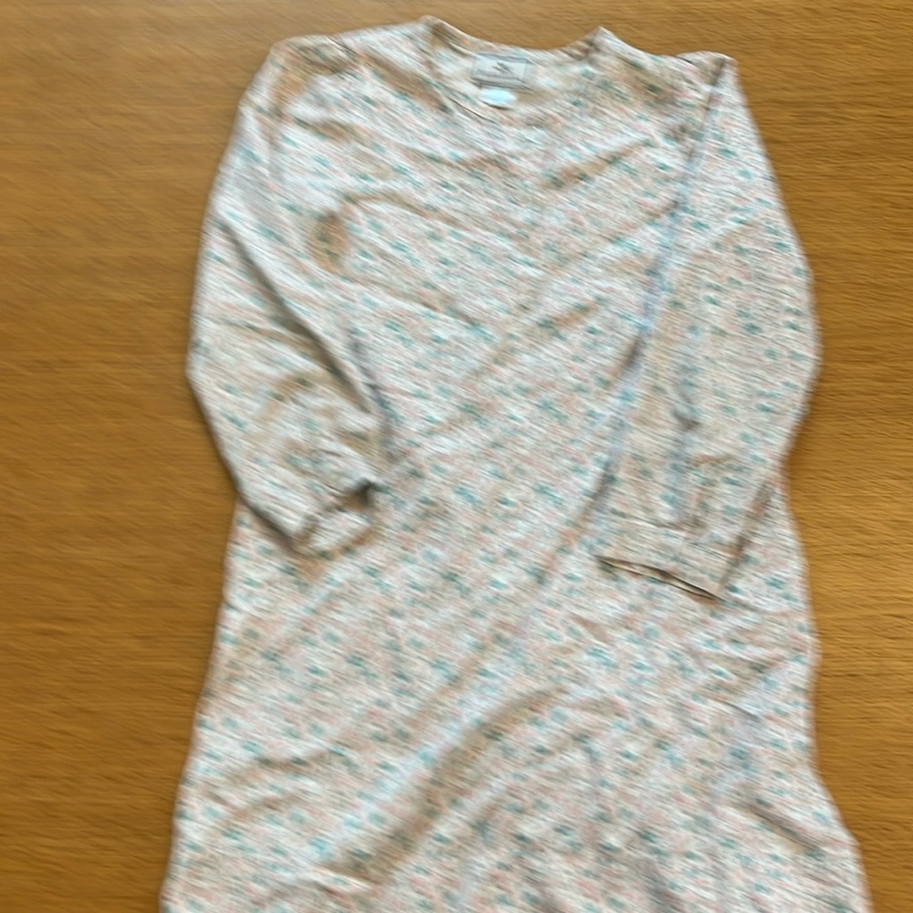 Petite plume floral nightgown, size 5